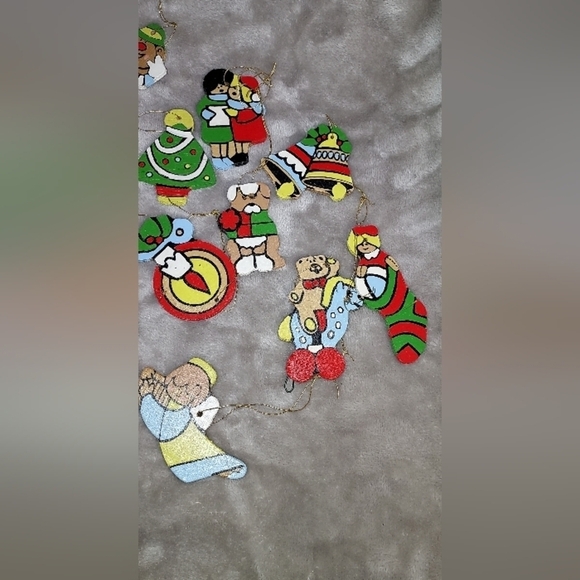 Vintage wooden hand painted both sides ornaments - Picture 4 of 4